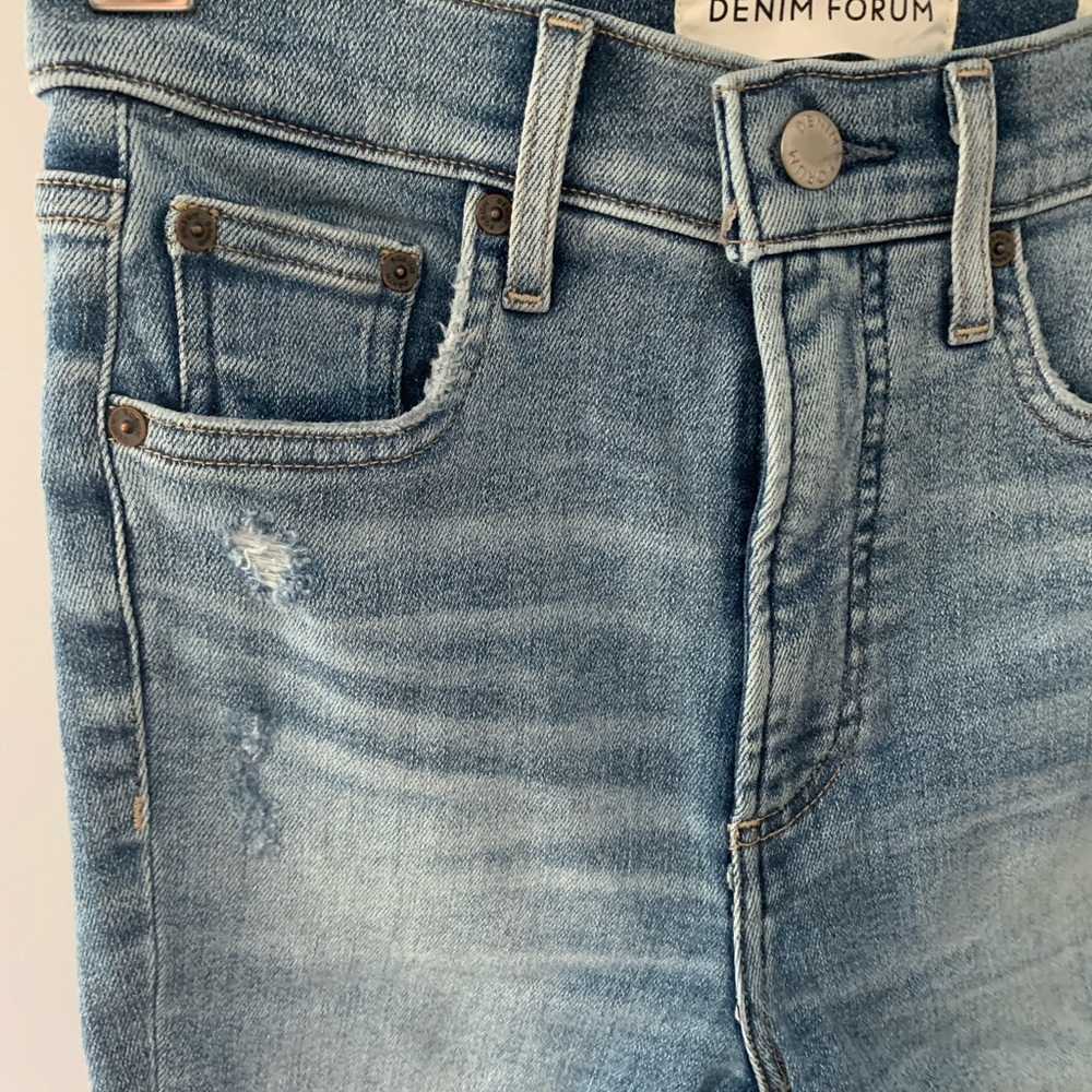Denim Forum the Lola high rise skinny crop size 24. Perfect condition.